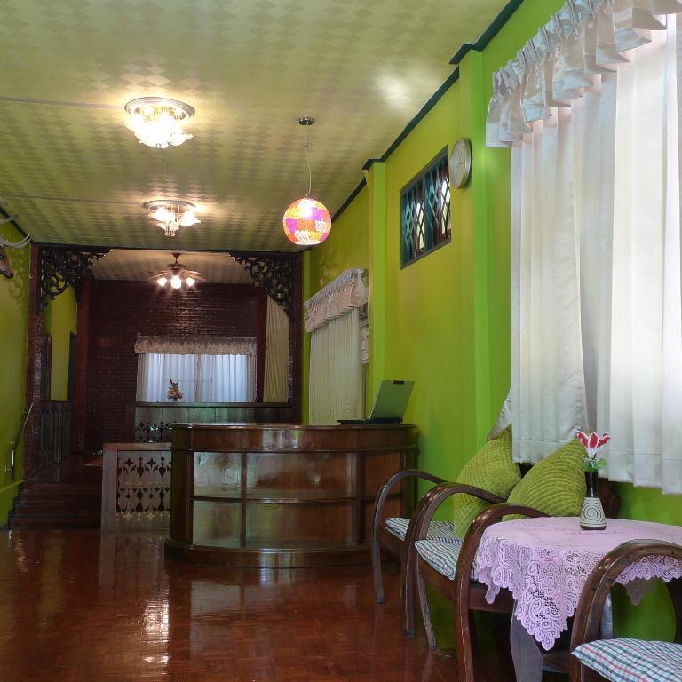Baan Kaewta Hotel Чиангмай Екстериор снимка