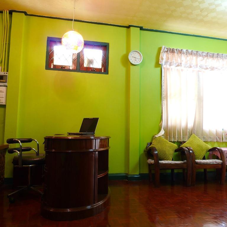 Baan Kaewta Hotel Чиангмай Екстериор снимка