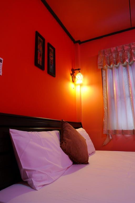 Baan Kaewta Hotel Чиангмай Екстериор снимка