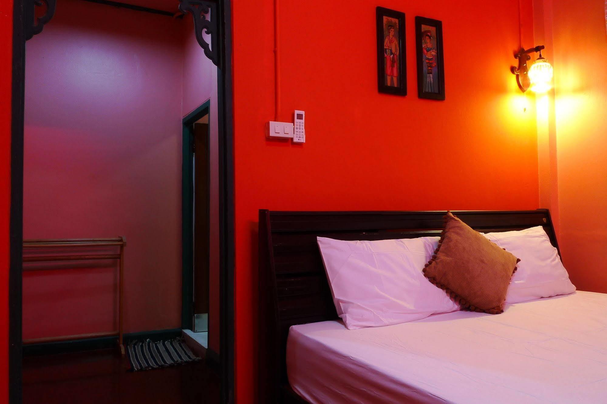 Baan Kaewta Hotel Чиангмай Екстериор снимка